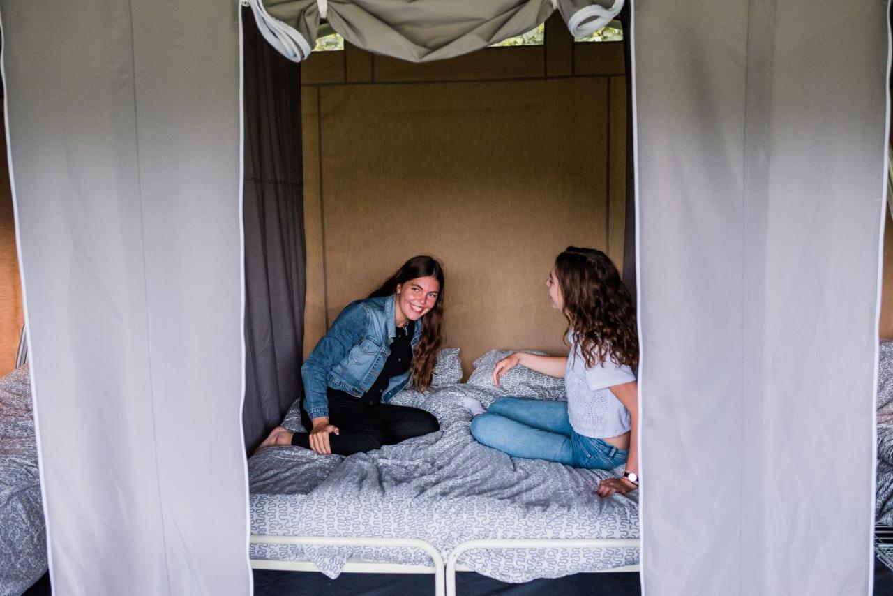 Europe Tents Camping Domaine Des Messires Herpelmont 外观 照片