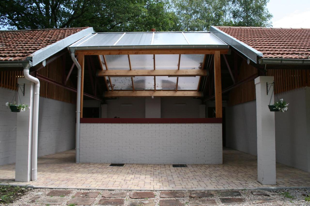 Europe Tents Camping Domaine Des Messires Herpelmont 外观 照片